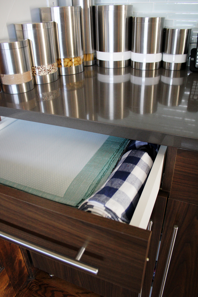 Fresh Linen Shelf & Drawer Liner
